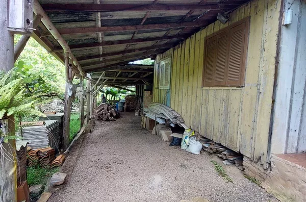 ÁREA DE LAZER COM MUITO VERDE, 2 AÇUDES E CHALÉ