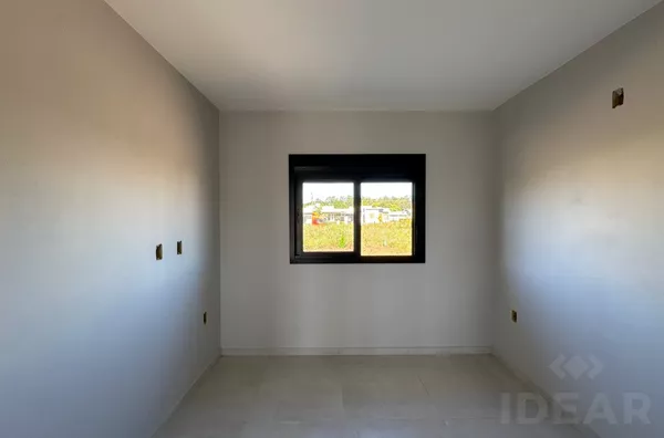 LOT UNIVERSITÁRIO 2 COM CASA DE 59,35m² AGUARDANDO VOCÊ!