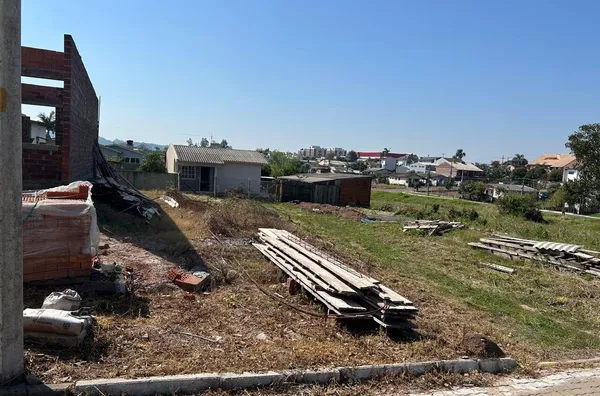 DOIS TERRENOS QUE PODEM SER SEU! APLICAR SEU PROJETO DOS SONHOS