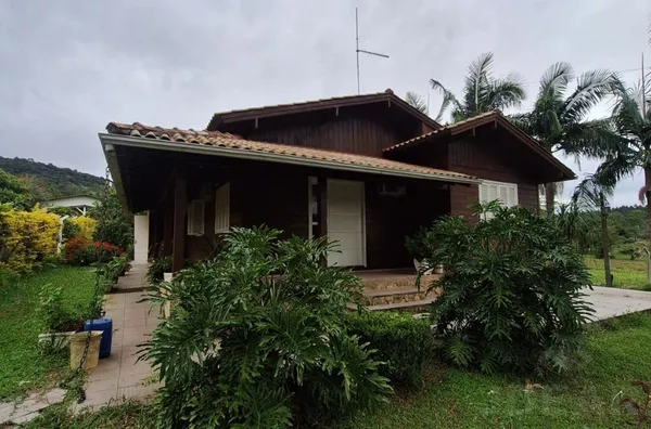 MUITO ESPAÇO PARA O LAZER DE TODA A FAMÍLIA E AMIGOS