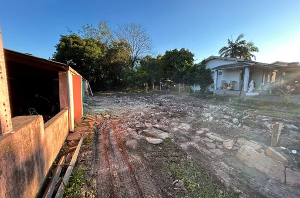 TERRENO AMPLO DE 660m² PRONTO PARA CONSTRUIR!