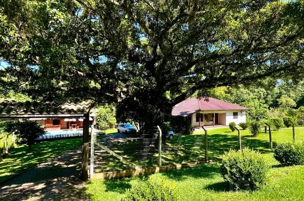 EXCELENTE INVESTIMENTO PARA QUE QUER MORAR E CONSTRUIR SE PRÓPRIO NEGÓCIO