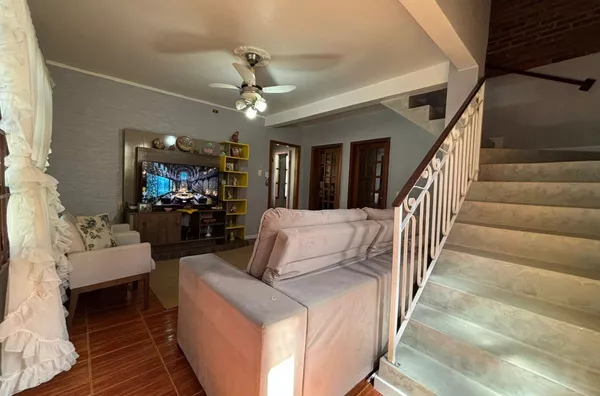 CASA 2 PISOS BEM LOCALIZADA NO BAIRRO XANGRILÁ - Foto 3