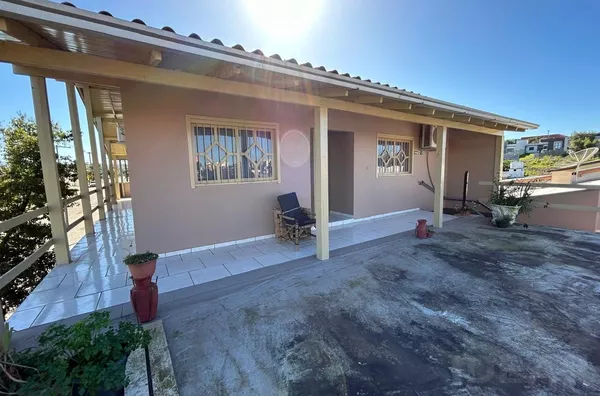 RESIDÊNCIA E BASE COMERCIAL, COM POTENCIAL DE RETORNO FINANCEIRO