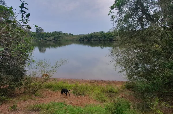 PROCURAS A TRANQUILIDADE DOS LAGOS E A AVENTURA DOS RIOS? ACABA DE ACHAR