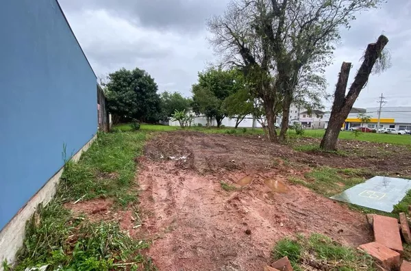 COMÉRCIO OU RESIDÊNCIA, NO MELHOR PONTO DA CIDADE