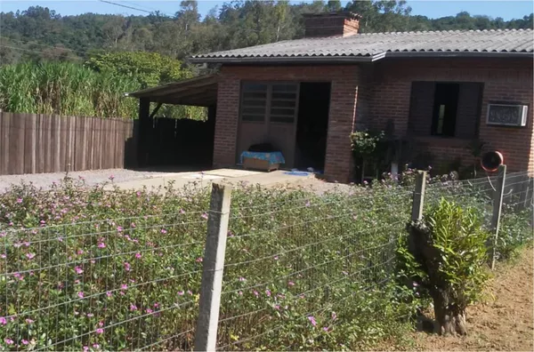 ESSE IMÓVEL ESTÁ A 15min DO CENTRO DE SANTA CRUZ DO SUL