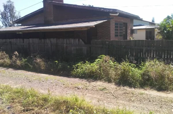 ESSE IMÓVEL ESTÁ A 15min DO CENTRO DE SANTA CRUZ DO SUL