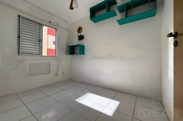 APARTAMENTO ACONCHEGANTE E BEM LOCALIZADO