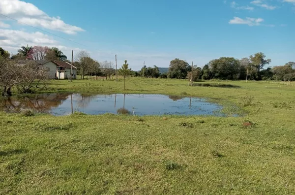 ÁREA DE TERRA MUITO BOA PARA O CULTIVO DO ARROZ