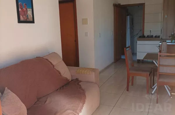 AMPLO GEMINADO, COM 2 DORMITÓRIOS E VAGA PARA 3 VEÍCULOS