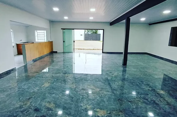 18.000m² DE ÁREA DE TERRA E 880m² DE ÁREA CONSTRUÍDA