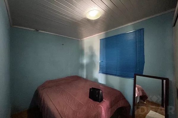 CASA NA CORONEL BRITO COM 2 DORMITÓRIOS E ÓTIMA LOCALIZAÇÃO