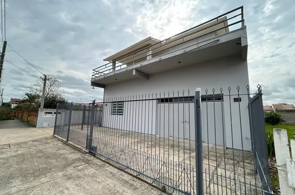 SUA FAMÍLIA E SEU NEGÓCIO BEM INSTALADOS EM AMPLOS CÔMODOS