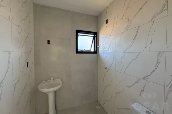 LOT UNIVERSITÁRIO 2 COM CASA DE 59,35m² AGUARDANDO VOCÊ!