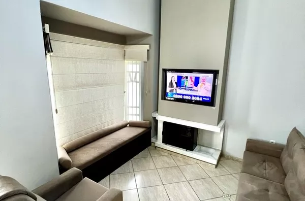 A CASA DE SEUS SONHOS BEM A SUA FRENTE, VENHA CONHECER