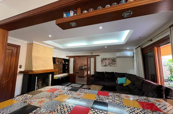 CASA DE 2 PISOS COM ÁREA COMERCIAL INTEGRADA - Foto 14