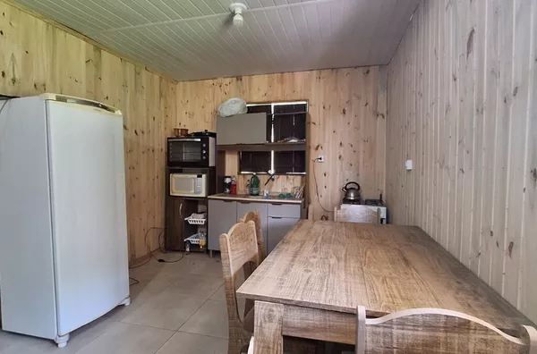 CHÁCARA COM UM BELO CHALÉ, AÇUDE E CAMPO DE FUTEBOL