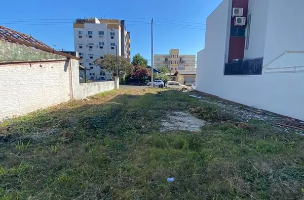 SEU INVESTIMENTO MUITO BEM APLICADO NESSE TERRENO CENTRAL E DE GRANDE FLUXO