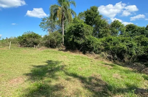 CHÁCARA DE 1.922m² IDEAL PARA FAZER SEU ESPAÇO DE DESCANÇO