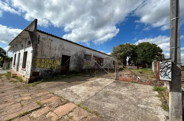 1.100m² DE TERRENO NO CENTRO DA CIDADE. APOSTE NO FUTURO!