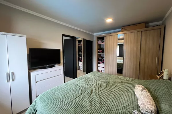 CASA COM SUÍTE, QUARTO SOLTEIRO, PISCINA E ESTRUTURA PARA QUIOSQUE - Foto 8