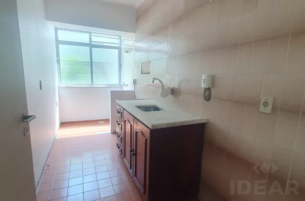 EXCELENTE REGIÃO COMERCIAL E GRANDE MOVIMENTAÇÃO