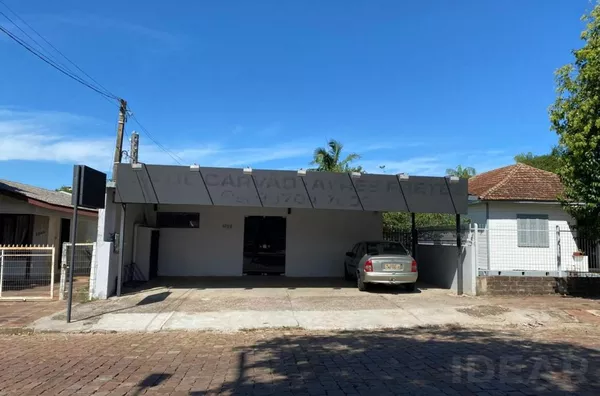 INVISTA EM SEU FUTURO! MUITO ESPAÇO PARA SEUS NEGÓCIOS, COM POSSIBLIDADE DE MAIS ANDARES