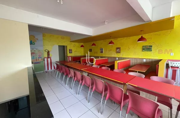 Ponto Comercial Montado para Aluguel na Cidade dos Funcionários – 200m² em Local Movimentado - Foto 5