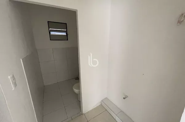 Sala Comercial para Aluguel no Centro de Horizonte – Espaço Versátil 