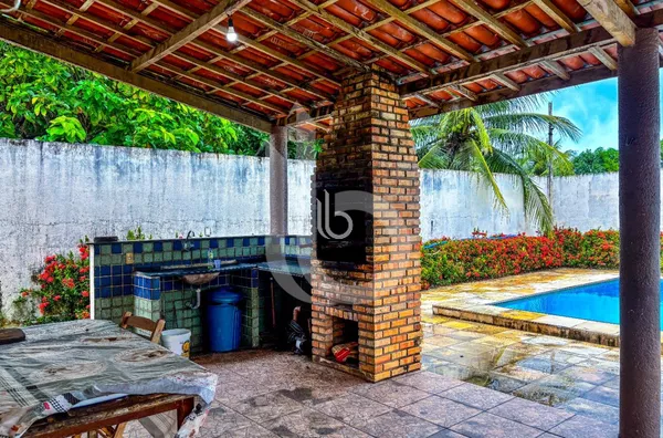 Sítio com 5 Quartos à Venda no Novo Iguape | Aquiraz-CE