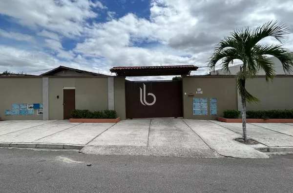 Casa para aluguel - Eusébio/CE