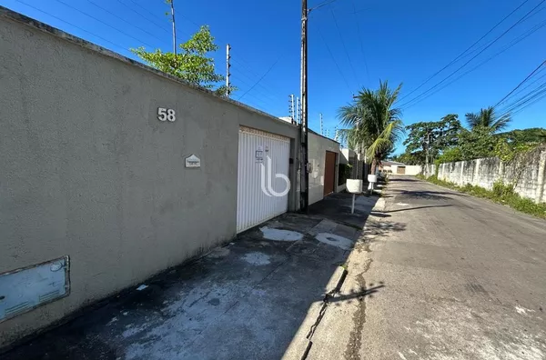 Casa para locação de 3 quartos,  Coité, Eusébio