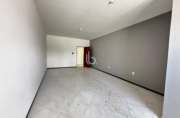 Sala comercial  no 1° andar para aluguel,  Messejana, Fortaleza