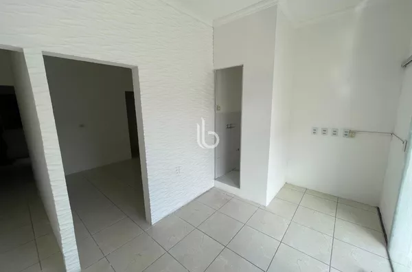 Sala Comercial para Aluguel no Centro de Horizonte – Espaço Versátil 