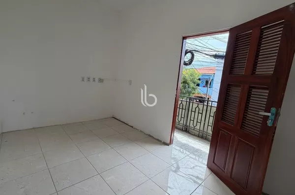 Quitinete para locação no Centro de Horizonte – com 1 quarto