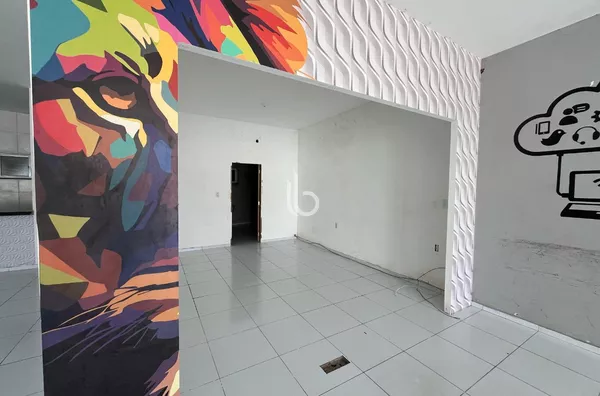 Amplo ponto comercial com subsolo para locação em Morada Nova – CE