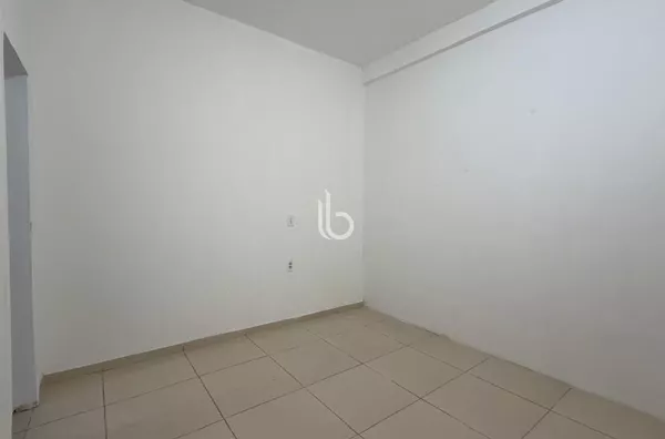 Quitinete para locação no Centro de Horizonte – Ótima Localização 