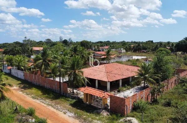 Oportunidade!!!  Casa em Terreno  por Preço de Lote – 720m² no Portal do Iguape!