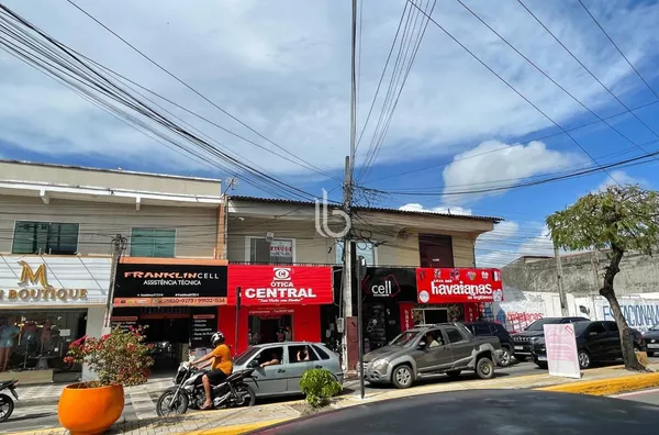 Sala Comercial para Aluguel no Centro de Horizonte – Espaço Versátil 