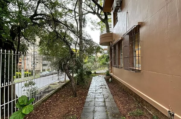 Casa para venda, 3 quarto(s),  Petrópolis, Porto Alegre