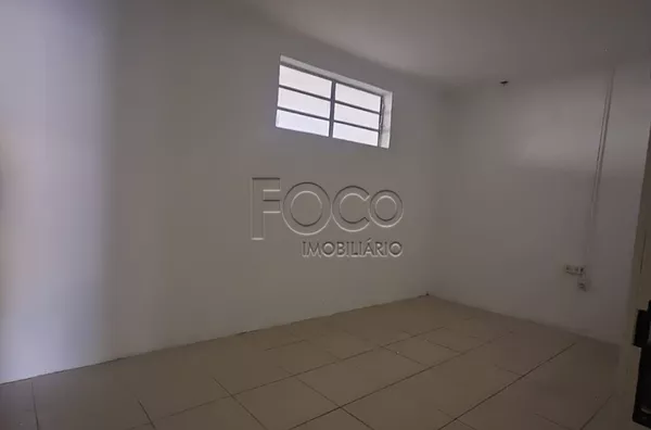 Loja para aluguel,  Partenon, Porto Alegre com 210 m²