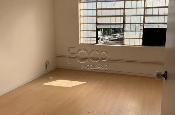 Sobre loja para aluguel em frente ao HCPA  Porto Alegre