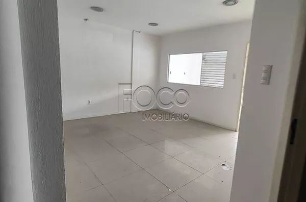 Loja para aluguel,  Partenon, Porto Alegre com 210 m²