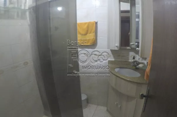 Apartamento 3 dorm. vaga Petrópolis Porto Alegre, 145m²