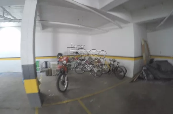 Apartamento 3 dorm. vaga Petrópolis Porto Alegre, 145m²