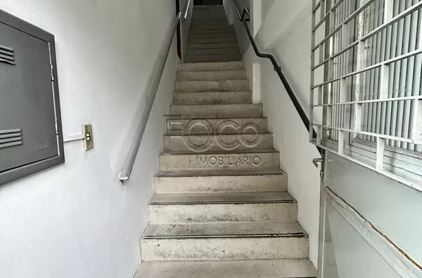 Prédio comercial para aluguel,  Navegantes, Porto Alegre