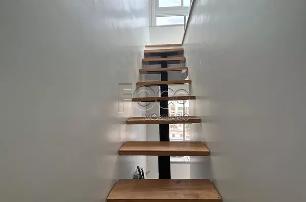 Cobertura para venda e aluguel 1 dormitório Cidade Baixa Porto Alegre 48m²