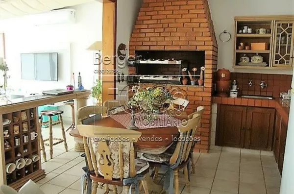 Casa comercial para venda Petrópolis Porto Alegre, 580m²