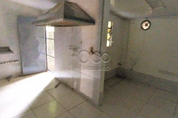 Loja para venda em frente Shopping Total Cristóvão Colombo Porto Alegre, 129m²